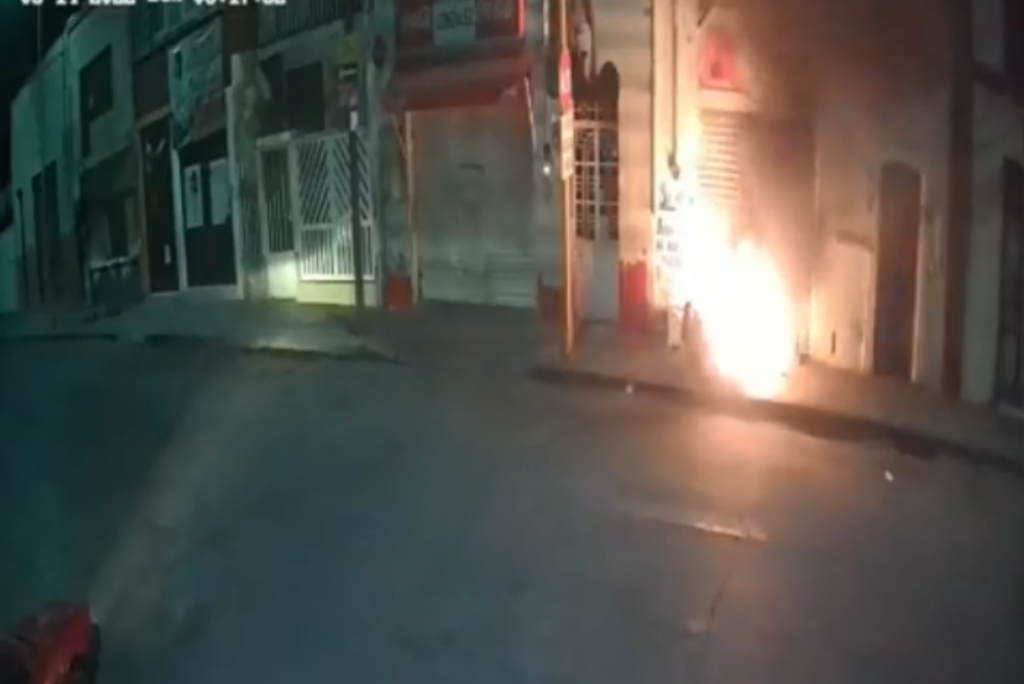 Video Hombre Le Prende Fuego A Indigente Tribuna Campeche