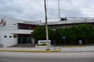 Agentes ministeriales de la Fiscalía General del Estado de Campeche denunciaron irregularidades en el pago de viáticos, así como el mal estado de la mayoría de las unidades en que se movilizan, sin que las autoridades remedien la situación.
