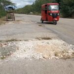 Exigen a Sansores reparar carretera