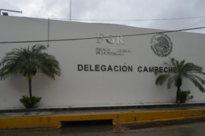 La renuncia de al menos 15 funcionarios de la Delegación Campeche de la Fiscalía General de la República (FGR), retrasa las investigaciones de delitos federales, o bien propicia la liberación de presuntos delincuentes, por deficiente integración de las carpetas de investigación.