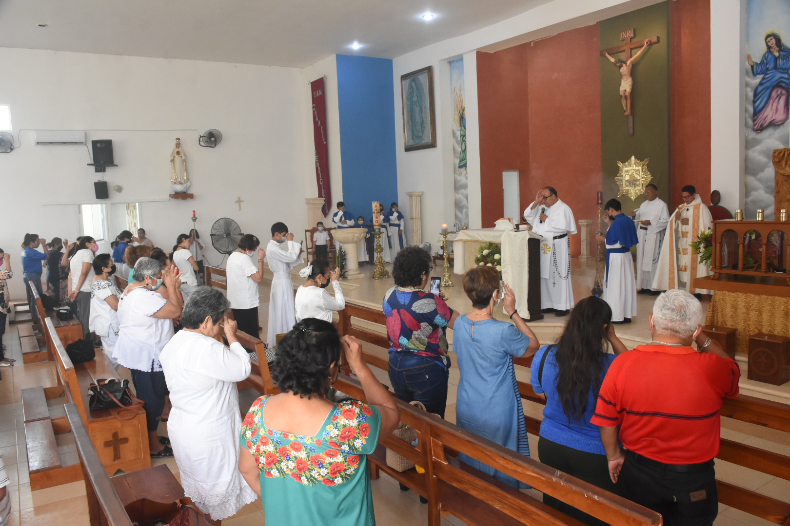Reliquias de San Chárbel llegan a parroquia de la Fidel - Tribuna Campeche
