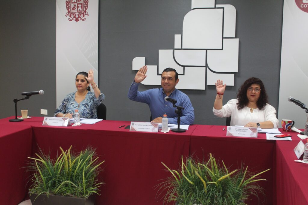 Los comisionados de la Cotaipec continúan exonerando a dependencias del Gobierno del Estado para que no sea transparentada información pública que solicita la ciudadanía.