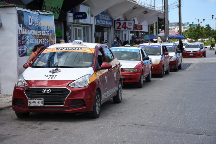 Exigen taxistas piso parejo - Tribuna Campeche
