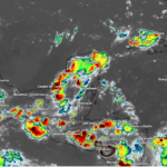 TORMENTAS FUERTES PARA LA PENÍNSULA DE YUCATÁN POR LA ONDA TROPICAL 24