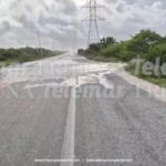 A CAUSA DE MILTON, EL MAR “INVADE” Y DESLAVA TRAMOS EN LA CARRETERA CARMEN-ISLA AGUADA