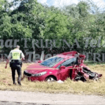 TRÁILER CARGADO DE VINOS QUE FUE RAPIÑADO DEJÓ UN VEHÍCULO DESTROZADO