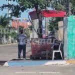 INCONFORMIDAD EN LA COLONIA LIMONAR POR PUESTO AMBULANTE QUE OBSTRUYE LA BANQUETA