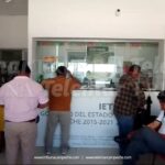 IET EXIGE PAPELES EN REGLA, PERO NO AGILIZA LOS TRÁMITES