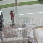PIDEN APOYO PARA IDENTIFICAR A SUJETO CAPTADO POR CÁMARAS TRAS ROBO DE DOS LOROS EN ESCÁRCEGA