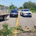 HABITANTES DE SAN ANTONIO BLOQUEAN DE NUEVO LA CARRETERA FEDERAL 180; AL PARECER LA CFE NO LES CUMPLIÓ; ¡TOME SUS PRECAUCIONES!